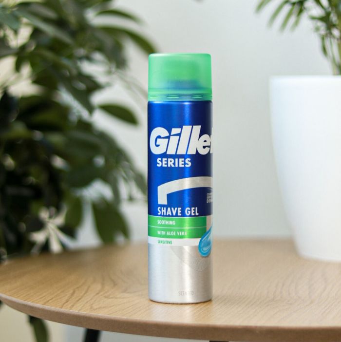 Gillette Гель Series Sensitive для гоління 200 мл
