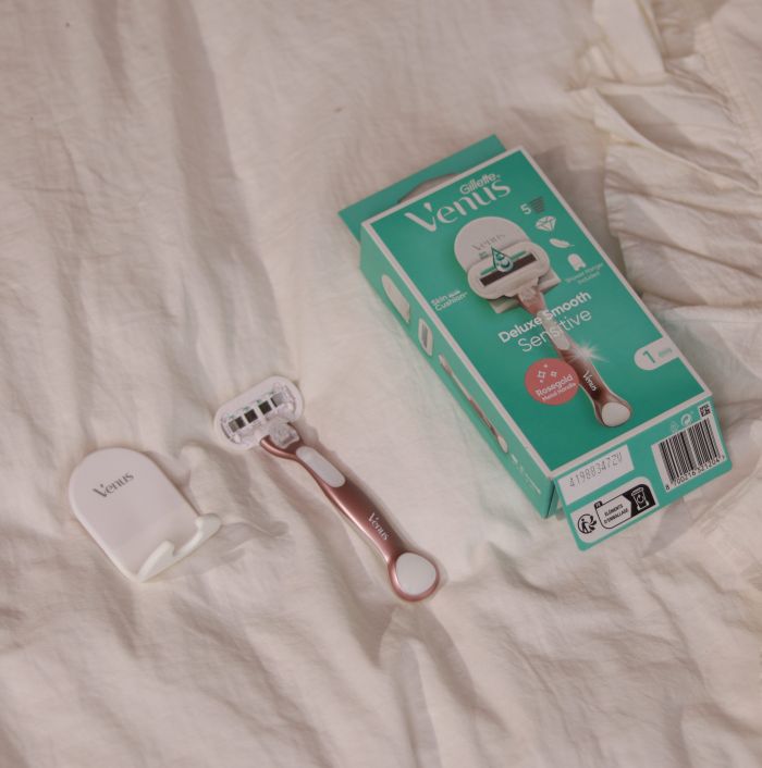 Venus Deluxe RoseGold 1 Жіночий станок для гоління